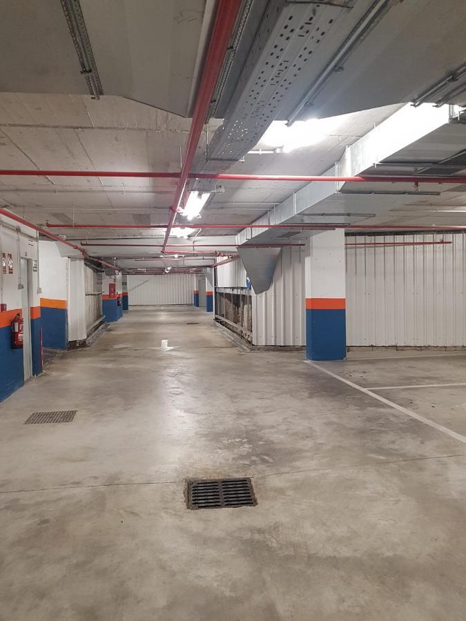 Apartamento Plaza Del Teatro Parking Free Малага Экстерьер фото